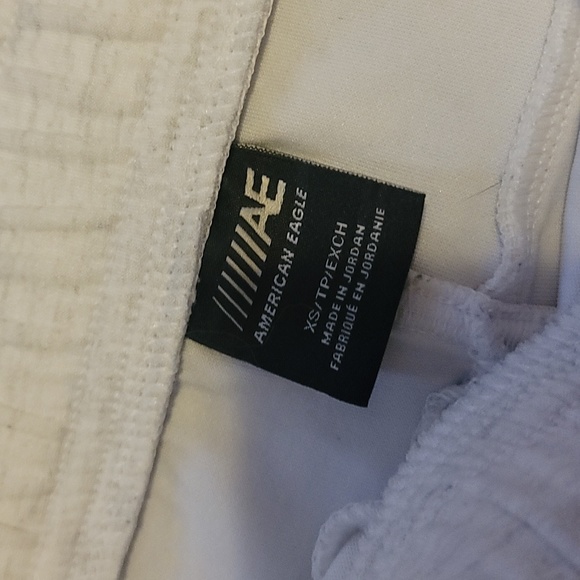 American Eagle light grey shorts with tattoo patch - Picture 6 of 6